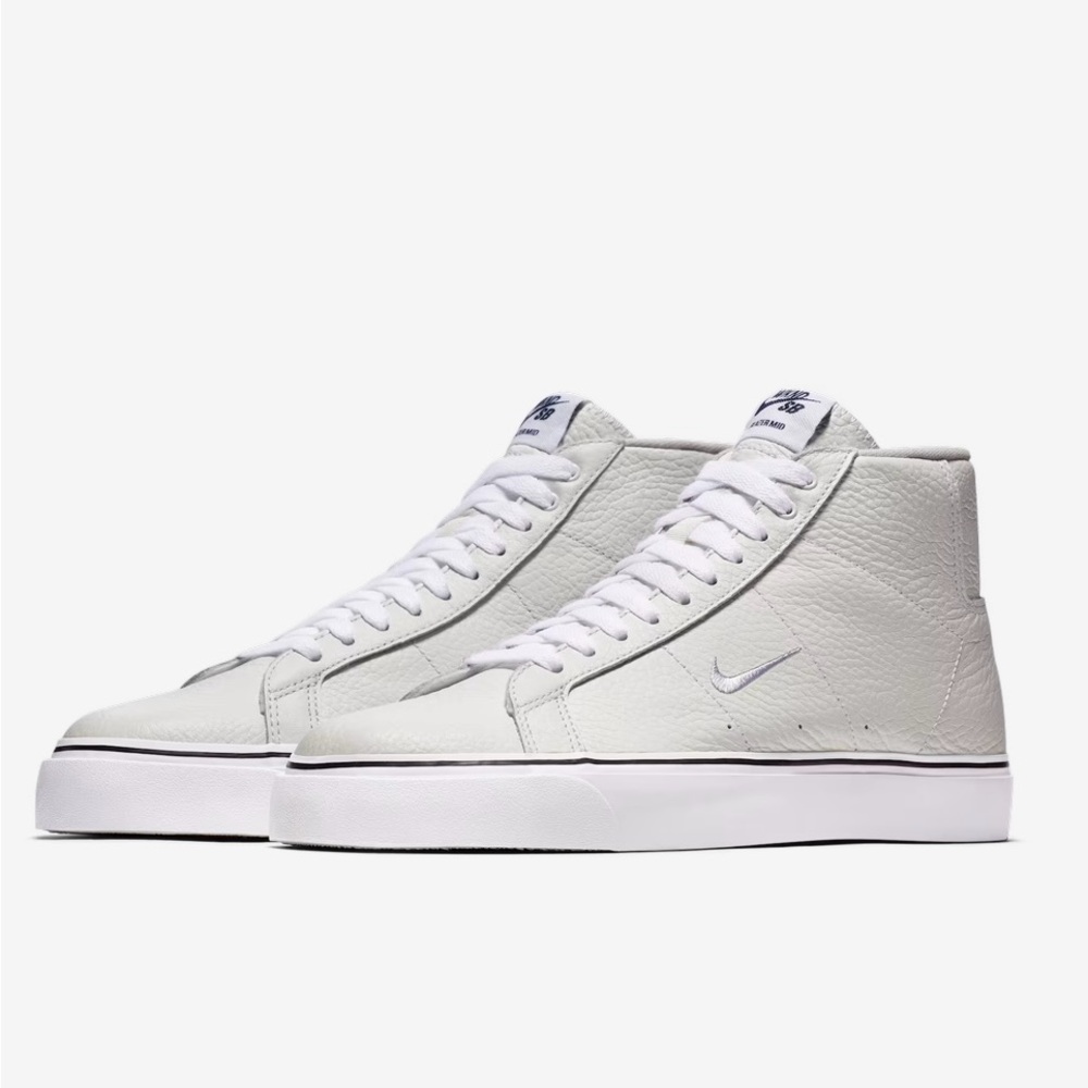 Nike White SB Blazer Mid Men’s size 11.5